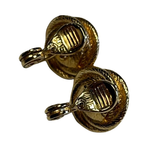 Monet Pearl Earrings! - Picture 2 of 2